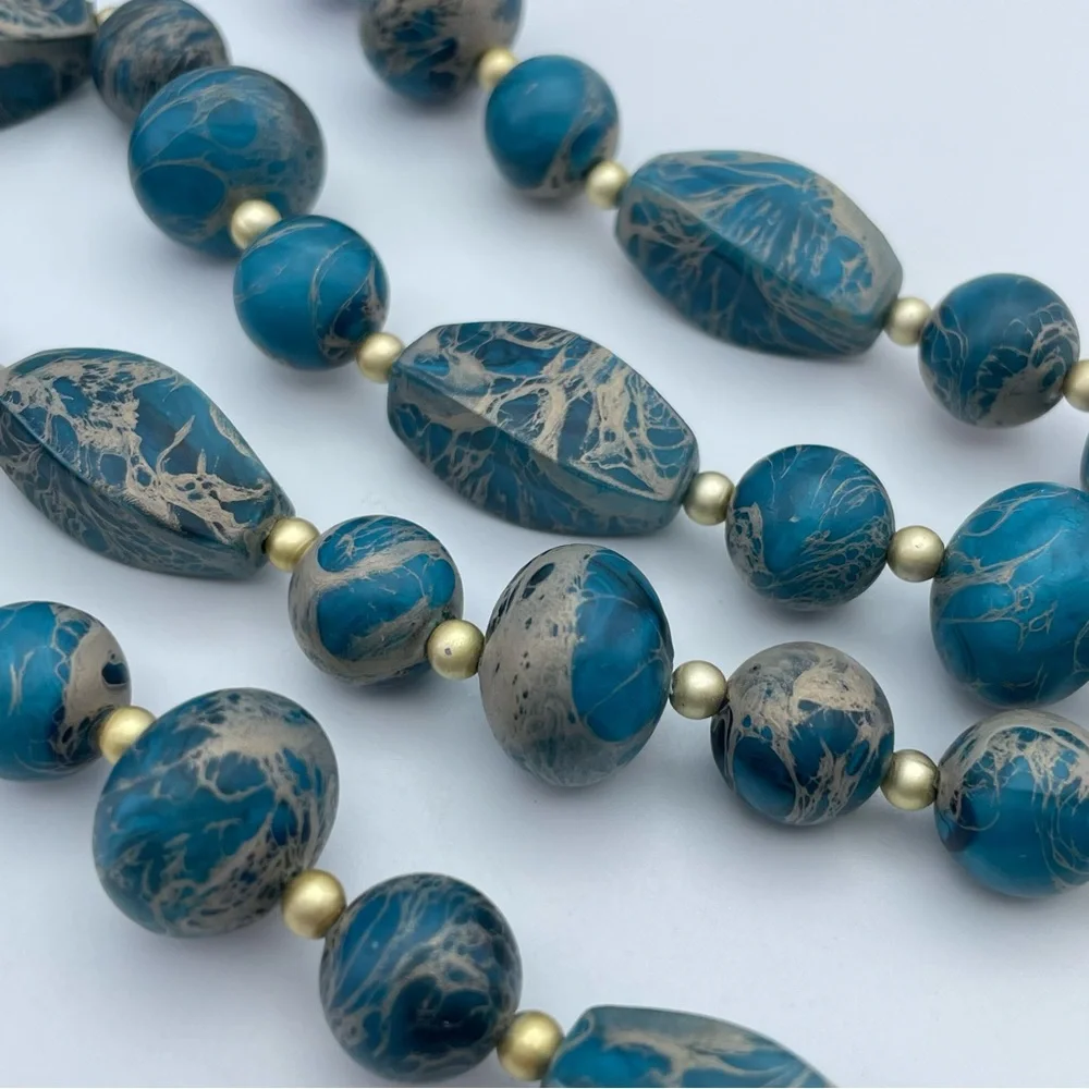 Gorgeous Blue Marbled Lucite Bead Necklace 30” Long Gold Tone Spacer Beads